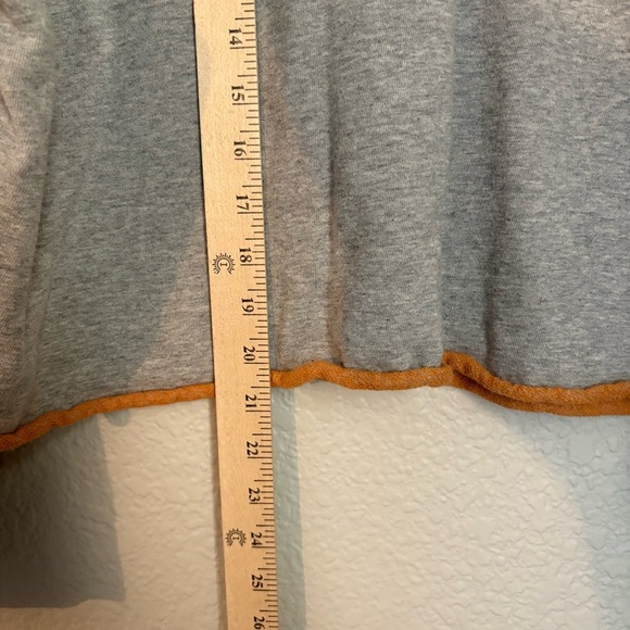 Star Wars: The Rise Of Skywalker Resistance Raw-Edge Athletic Jersey crop - Picture 7 of 11